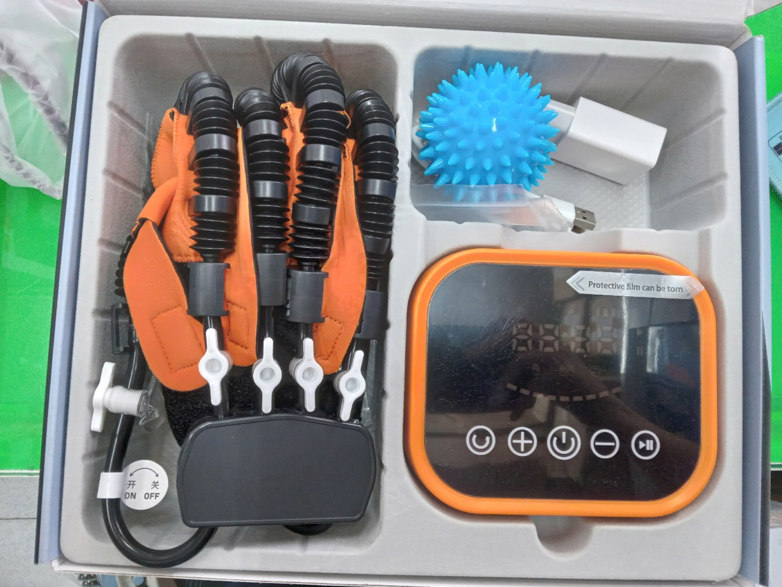 Găng tay robot phục hồi chức năng tập co duỗi bàn ngón tay Model LG Găng tay robot phục hồi chức năng tập co duỗi bàn ngón tay Model LG