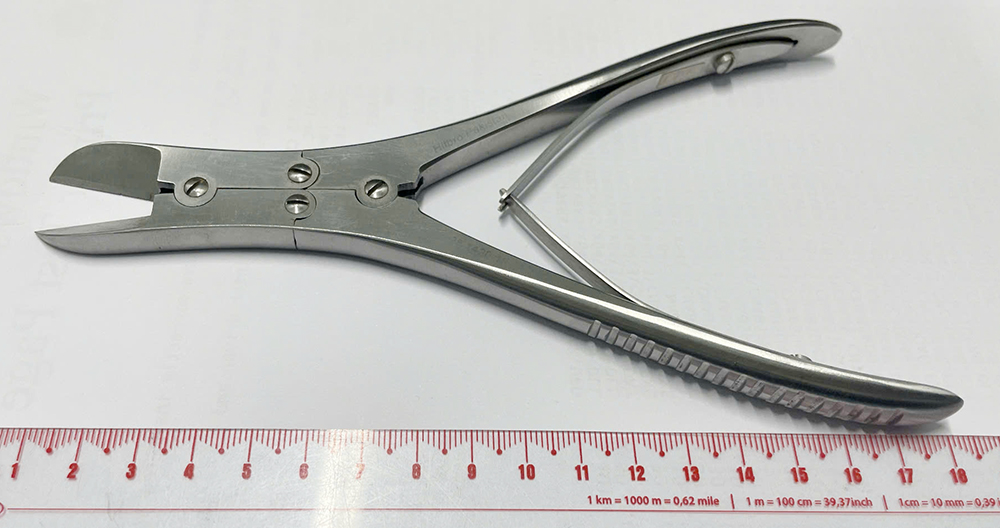 Kìm cắt xương phẫu thuật Ruskin-Liston thẳng 18.5cm Hilbro 28.1420.18 Kìm cắt xương phẫu thuật Ruskin-Liston thẳng 18.5cm Hilbro 28.1420.18