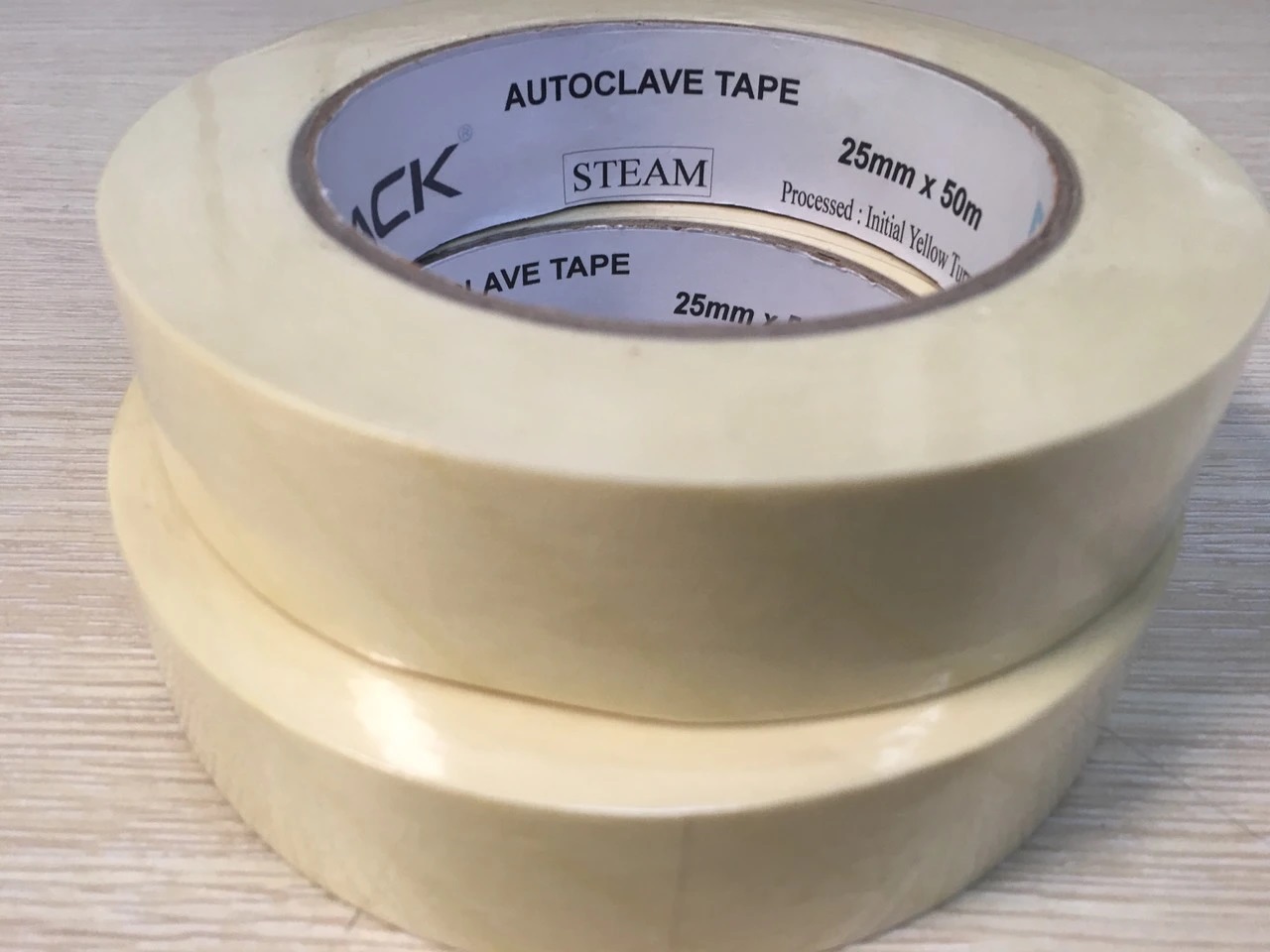 Băng keo chỉ thị nhiệt hấp ướt Mpack 25mmx50m Băng keo chỉ thị nhiệt hấp ướt Mpack 25mmx50m